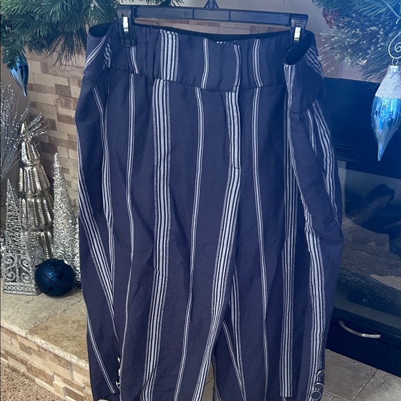 Lane Bryant Pants - Lane Bryant Navy and White Striped Capris